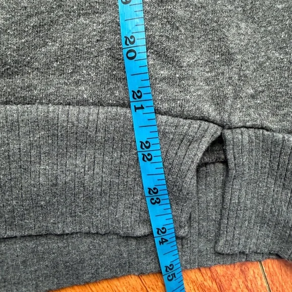 ALO Yoga Charcoal Gray Haze Sweatshirt - Picture 6 of 6